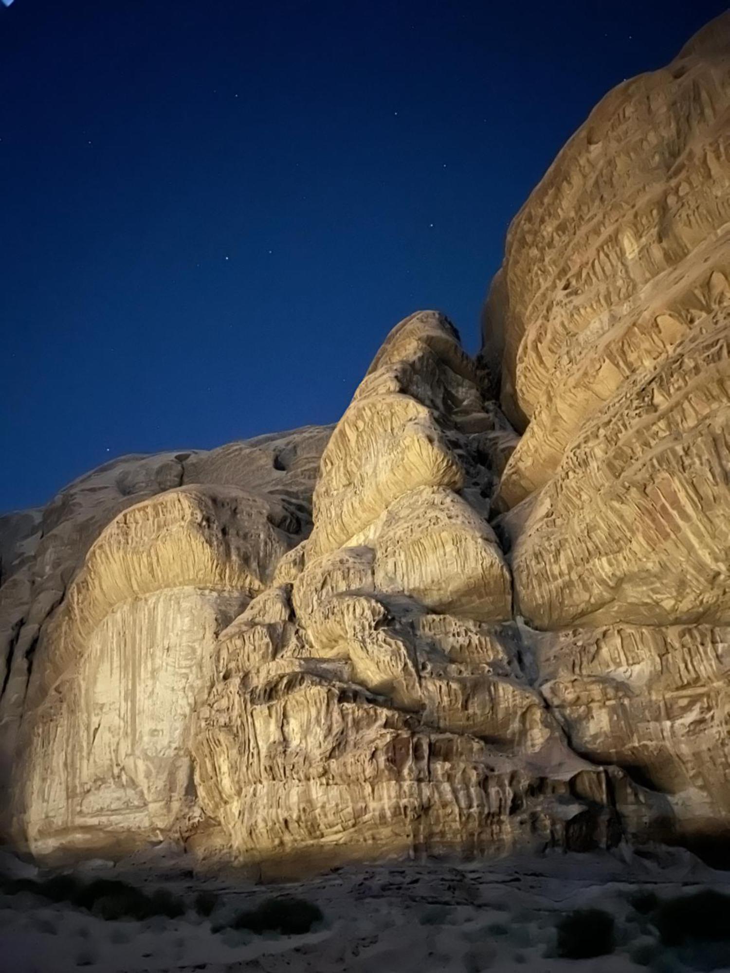 Magic Rum Hussen Wadi Rum Exterior photo
