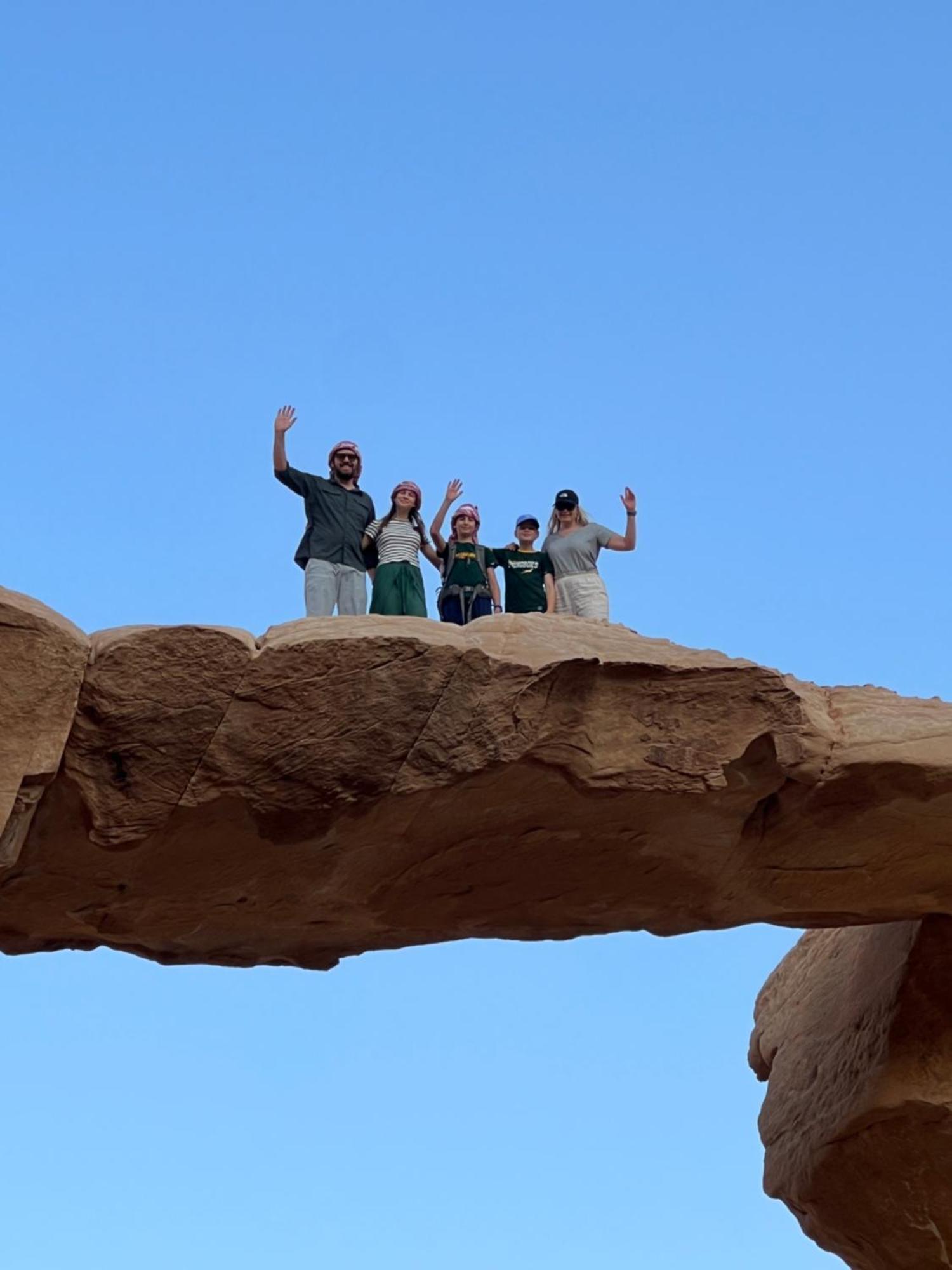 Magic Rum Hussen Wadi Rum Exterior photo